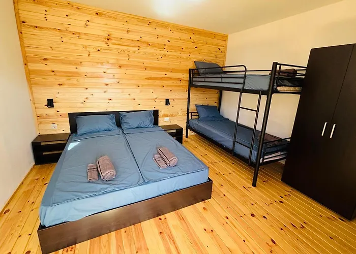 Cozyhut под наем * Chernomorets