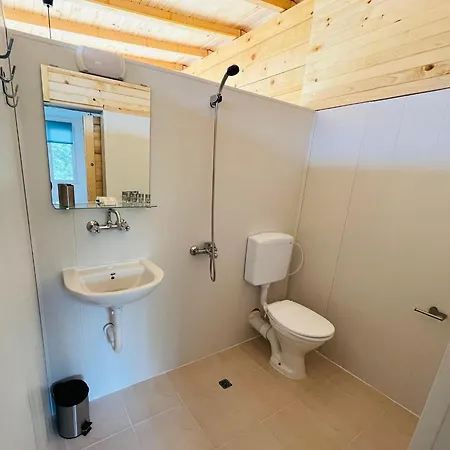 Cozyhut под наем * Chernomorets