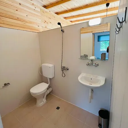 Holiday home Cozyhut под наем *