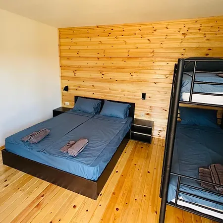 Cozyhut под наем * Chernomorets