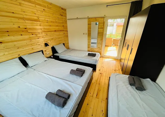 Holiday home Cozyhut под наем